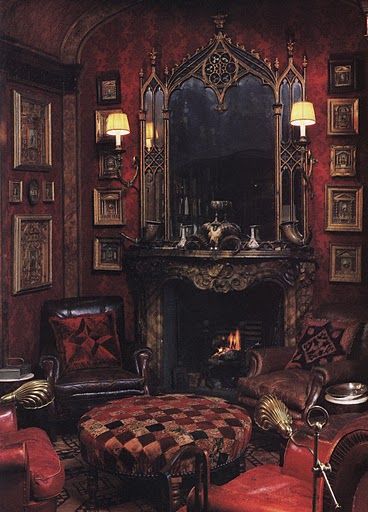 Renzo Mongiardino's gothic-revival parlour ("House Garden's Best in Decoration," 1987) South Of Heaven, Gothic Interior, Victorian Interiors, Medieval Gothic, Gothic Furniture, Goth Home, Gothic Home, Red Rooms, Victorian Decor