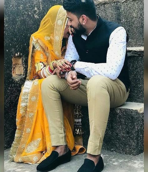 Banna and baisa wallpapers rajgharana thakur rajput bride samaj pics Banna Baisa Pic, Rajput Couple Photoshoot, Rajasthani Couple Photography, Rajput Couple, Rajputi Couple, Rajput Bride, Rajasthani Couple, Banna And Baisa, Rajasthani Photo