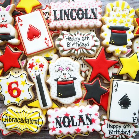 Magic Party Theme, Magician Birthday Party, Spiderman Cookies, Magician Party, Magic Birthday Party, Circus Cookies, Circus Cake, Magic Birthday, Magic Theme