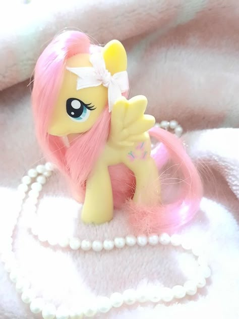 Fluttershy Core Aesthetic, Fluttershy Plushies, Mlp Dolls, My Little Pony Figures, Mlp Toys, Flutter Shy, My Lil Pony, Mlp Pony, Pony Drawing