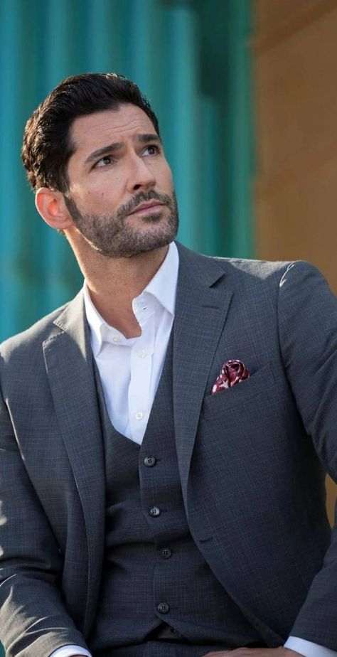 Dc Vertigo, Vertigo Comics, Chloe Decker, Tom Ellis Lucifer, Handsome Celebrities, Lauren German, Hot Dads, Second Wife, Men Fashion Casual Shirts