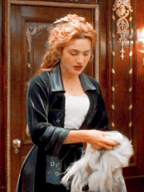 Titanic Costume, 90s Outfit Inspiration, Rose Dewitt Bukater, Titanic Kate Winslet, Rose Dawson, Titanic Rose, Titanic Dress, Titanic Movie, 90s Fashion Grunge