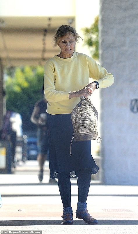 Lauren Hutton Style Now, Phoebe Philo Personal Style, Lauren Hutton Style, Ryan O'neal, 79th Birthday, Lauren Hutton, Leggings And Socks, Richard Gere, Phoebe Philo