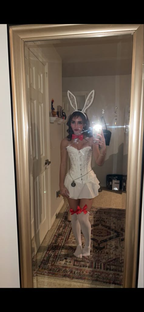 Mr Rabbit Alice In Wonderland Costume, White Dress Disney Outfit, Easter Halloween Costume, Cashire Cat Alice In Wonderland Costume, Brown Bunny Costume, White Rabbit Halloween Makeup, Halloween Costumes White Rabbit, Hot Alice In Wonderland Costume, The White Rabbit Halloween Costume