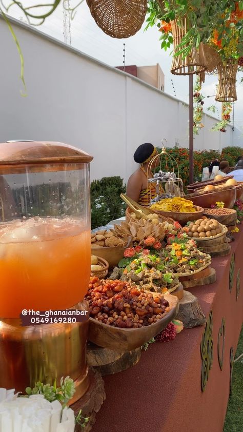 Creative Food Ideas For Parties, Ghanaian Wedding Decorations, Local Bar Set Up In Ghana, Local Drinks Set Up In Ghana, Ghana Wedding Decor, African Traditional Wedding Decoration Table Settings, African Wedding Food, Traditional Ghanaian Wedding, African Wedding Decor