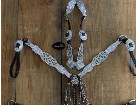 Horse Tack Sets, Cute Western Tack Sets, Dazzle Rock Tack, White Horse Tack, Western Tack Sets Barrel Racing, Western Tack Sets, Sparkly Horse Tack, Western Riding Tack, Barrel Racing Tack Sets