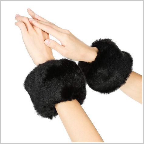 Faux Fur Short Wrist Cuff Winter Wrist Cuff Warmers Fuzzy Wrist Cuff for Women Girls Favors Fur Wrist Cuffs, Girls Winter Fashion, Costume Noir, Faux Fur Material, Womens Cuff Bracelets, Warm Boots, Arm Cuff, Faux Fur Pom Pom, Winter Warmers