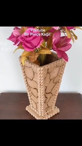 Shelf Decorations, Cardboard Crafts Diy, Rope Crafts Diy, Diy Bottle Crafts, Handmade Paper Crafts, Newspaper Crafts, Paper Craft Diy Projects, Diy Paper Crafts Decoration, Diy Crafts Paper Flowers