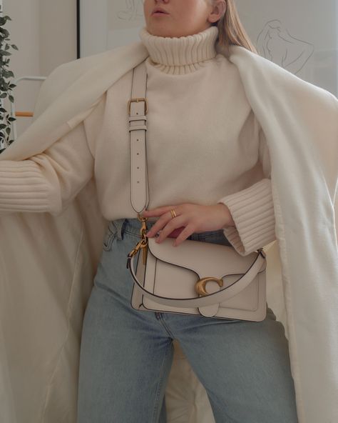 Winter Outfit With Jeans, White Bag Outfit, Amazon Purse, Amazon Fall Fashion, Outfit With Jeans, Coach Outfits, Amazon Bag, Outfit Links, Winter Whites