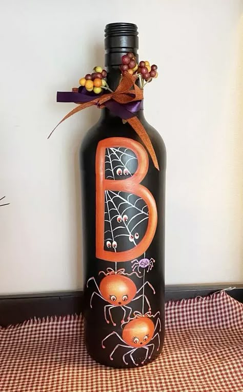 Fall Glass Bottle Crafts, Halloween Canvas Paintings Easy Diy, Halloween Women Costume Ideas, Halloween Wine Bottles Diy, Women Costume Ideas, Halloween Wine Bottle Crafts, Party Ideas Halloween, Halloween Wine Bottles, Wine Bottle Crafts Christmas