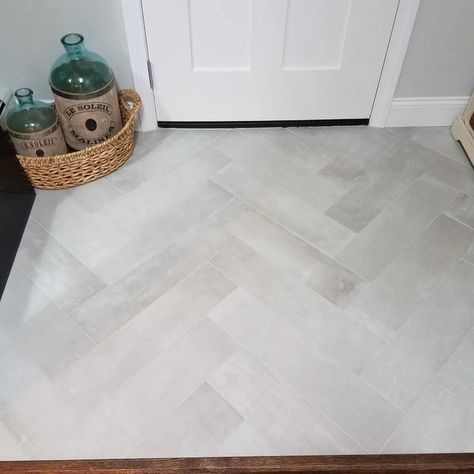 Entryway Herringbone Tile, Light Gray Herringbone Tile Floor, Front Hall Flooring Ideas, White Tile Entryway Floors, Back Door Tile Entry, Tiles For Foyer Entryway, Front Foyer Flooring Ideas, Mudroom Ideas Entryway Tile, Ceramic Tile Entryway