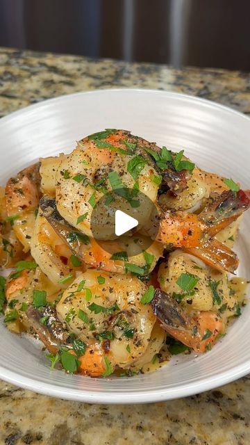 Shrimp Scampi Ingredients, Shrimp Dinners, Lemon Wine, Tiger Shrimp, Seafood Dish Recipes, Shrimp Scampi Recipe, Scampi Recipe, Garlic Butter Shrimp, Shrimp Seasoning