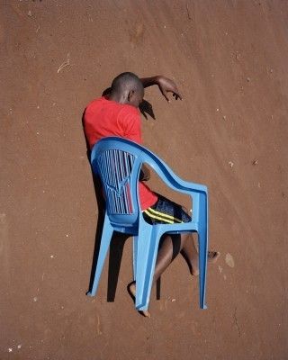 Viviane Sassen 'Parasomnia' 2010 The Blacker The Berry, Viviane Sassen, Dutch Artists, Plastic Chair, Frank Ocean, Documentary Photography, East Africa, 인물 사진, On The Ground