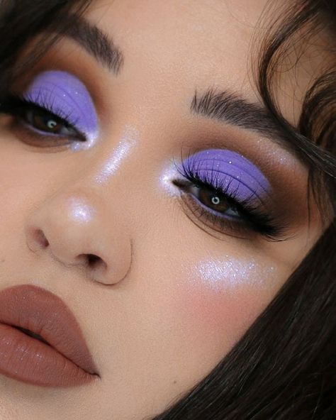 ColourPop Cosmetics on Instagram: “purple haze 💜 such a gorgeous look! - Wearing: Fade Into Hue & Bare necessities palettes, Cry Baby Crème eyeliner & Super Shock Cheek in…” Fade Into Hue, Project Pan, Purple Eye Makeup, Super Shock, Purple Makeup, Eye Makeup Pictures, Colourpop Cosmetics, Makijaż Smokey Eye, Eye Makeup Designs