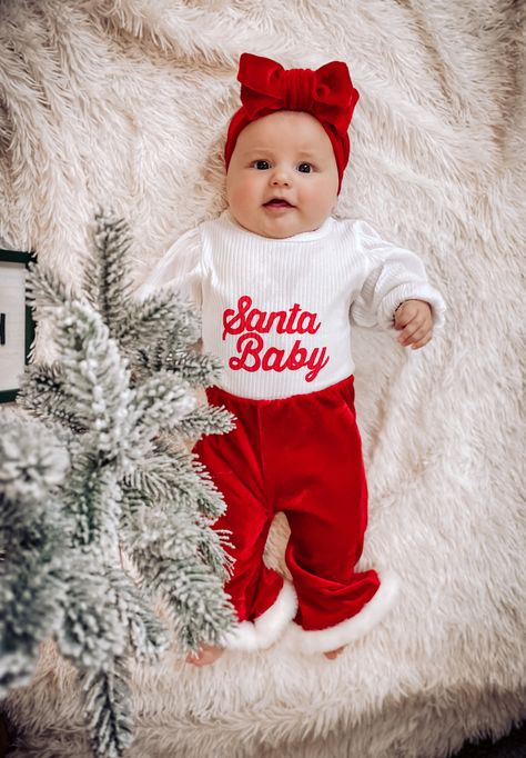 Baby New Year, Girl Holiday, Girls Christmas Outfits, Velvet Flares, Infant Girls, Baby Style, Newborn Outfit