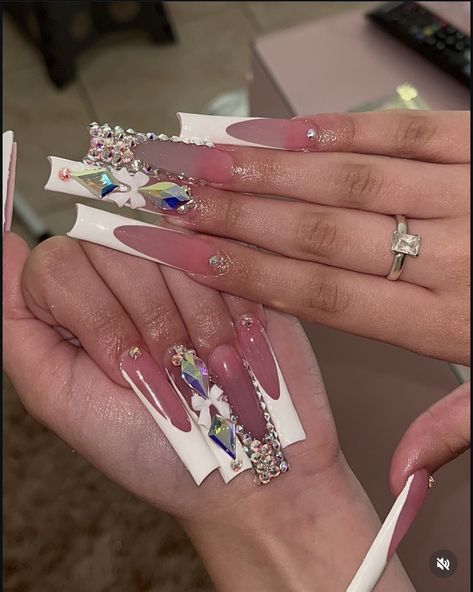 Xl Bling Nails, White Birthday Nail Ideas, Fancy Nails Designs Classy, Birthday Nail Ideas, Nail Video, Fye Nails, Girls Nail Designs, Birthday Nail, Hot Nail Designs