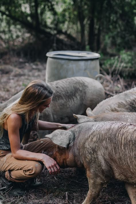 Mental Cleanse Challenge, Mental Cleanse, Woman Farmer, Homestead Style, The Art Of Slow Living, Raising Pigs, Art Of Slow Living, Regenerative Agriculture, Farmer Girl