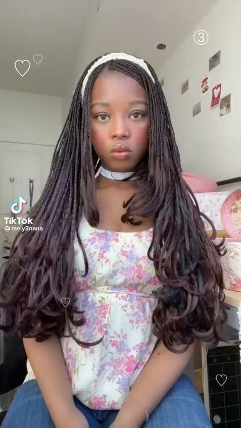 Draculaura Braids, Hime Cut Braids, Jellyfish Haircut Braids, Hime Cut Curly Hair, Wolfcut Braids, Wolf Cut Braids, Hime Hairstyle, Hime Cut Hairstyles, Black Hair Protective Styles