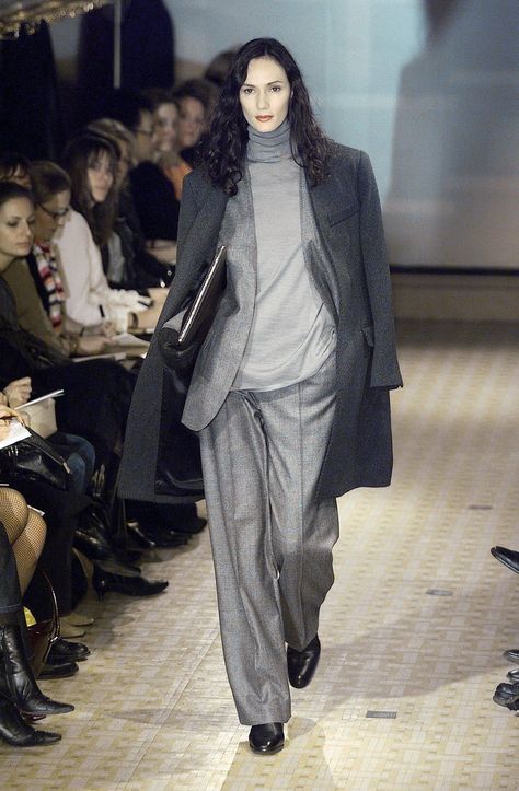 Seinfeld Style, Hermes Margiela, 2001 Runway, Vintage Runway, Martin Margiela, Runway Pictures, 가을 패션, Cozy Fashion, Fall Winter Outfits