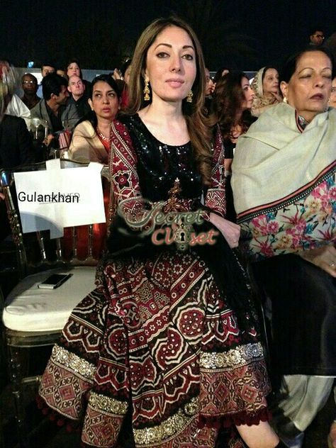 Sindhi traditional dress wear Sharmila faroqi Sindhi Dress, Pakistani Frocks, Balochi Dresses, Balochi Dress, Long Frock Designs, Pakistani Dresses Online, Pakistani Dresses Casual, Pakistani Fashion Party Wear, Trendy Fashion Tops