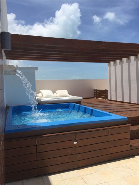 Excellence Playa Mujeres - roof top terrace plunge pool. Perfect honeymoon spot Roof Top Jacuzzi Ideas, Pool With Terrace, Small Rooftop Pool Ideas, House With Rooftop Pool, Roof Top Hot Tub, Terrace Pools Rooftops, Rooftop Terrace With Pool, Pool Terrace Design, Roof Top Pool Design