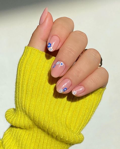 Forget Me Not Nails Blue Flowers, Blue Confetti Nails, Forget Me Not Flower Nails, Forget Me Not Nails, Forget Me Not Blue, Flower Nail Designs, Work Nails, Nail Styles, Pink Acrylic Nails