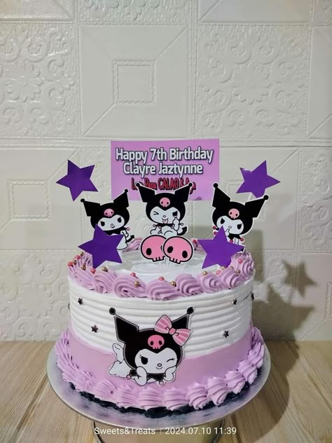 Simple Kuromi Cake, Kuromi Cakes Ideas, Kuromi Cake Ideas Birthdays, Ginebra San Miguel Gin Cake, Kuromi Birthday Cake, Pastel Kuromi, Kuromi Cake, Moana Birthday Cake, Date Nut Bread