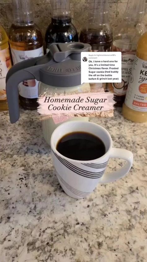 Caramel Coffee Creamer Recipe, Sugar Cookie Coffee, Flavored Coffee Creamer Recipes, Homemade Coffee Creamer Recipe, Diy Coffee Creamer, Diy Sugar Cookies, Cookie Coffee, Salted Caramel Coffee, Flavored Coffee Creamer