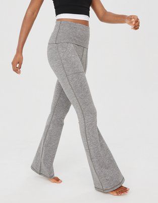 High Waisted Flare Pants, Aerie Leggings, Flare Legging, Offline By Aerie, The Flare, Comfortable Leggings, High Waisted Flares, Flare Leg Pants, Pocket Leggings