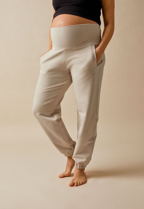 Maternity Pants Outfit, Maternity Sweatpants, Maternity Hoodie, Maternity Lounge Wear, Maternity Trousers, Preggo Fashion, Post Partum Outfits, Dresses For Pregnant Women, Women Dress Online