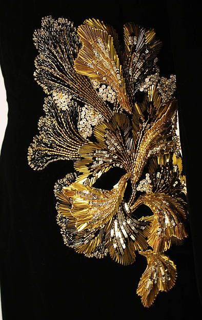 Tambour Beading, Haute Couture Embroidery, Gold Work Embroidery, Tambour Embroidery, Crazy Quilting, Couture Embroidery, Gold Work, Gold Embroidery, Art Textile