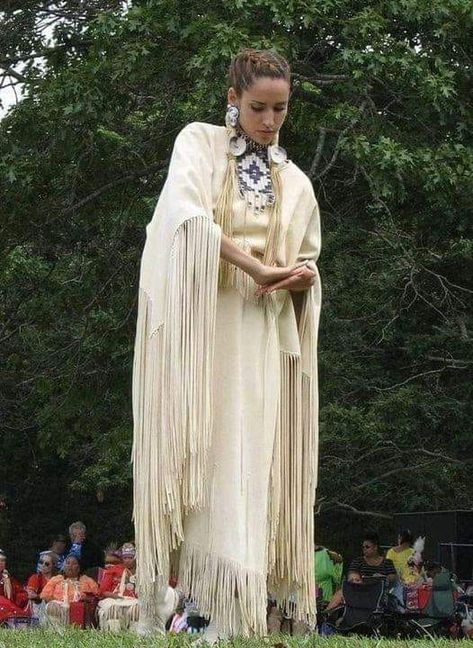 Native American Queen, Indigenous Wedding, Fringe Outfits, Native American Wedding Dress, Native Healing, Buckskin Dress, Wolf Woman, American Indian Clothing, Macrame Fashion