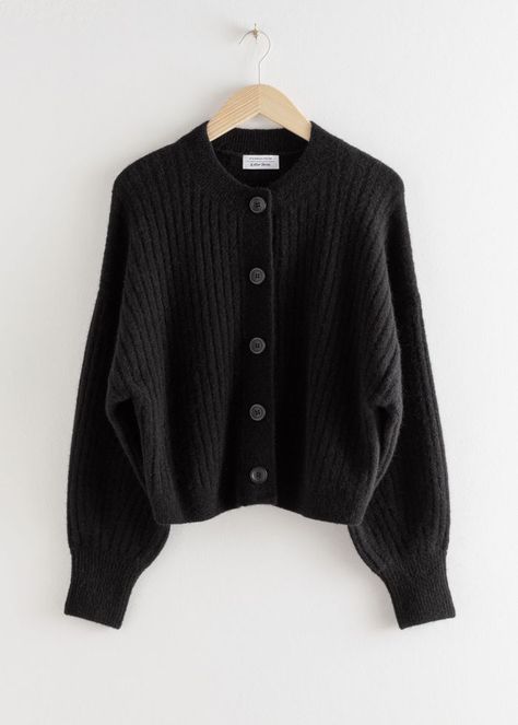 Oversized Black Cardigan, Crewneck Cardigan, Straight Clothes, Rib Knit Cardigan, Cardigan Outfits, Cute Comfy Outfits, Cardigan Black, Favorite Sweater, High Fashion Street Style