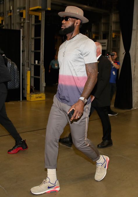 WHO: LeBron James Miami Heat Game, Men Street Look, Heat Game, Nick Fouquet, Pastel Color Palette, T Shirt And Pants, Nba Outfit, Nba Fashion, Black Men Fashion Casual