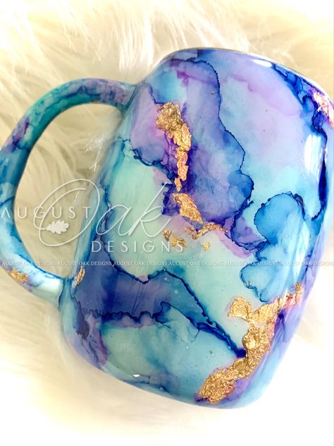 Resin Coffee Mugs, Alcohol Ink Swirl Tumbler, Blue Alcohol Ink Tumbler, Epoxy Mugs With Handle, Purple Epoxy Tumbler, Glitter Coffee Mugs, Epoxy Coffee Mugs, Alcohol Ink Tumbler Ideas, Alcohol Ink Mugs