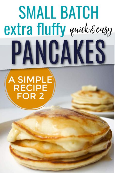 Small Batch Pancakes, Small Batch Pancake Recipe, Easy Pancake Mix Recipe, Quick Pancake Recipe, Easy Pancake Mix, Quick Pancakes, Fluffiest Pancakes, Pancakes For Two, Easy Homemade Pancakes