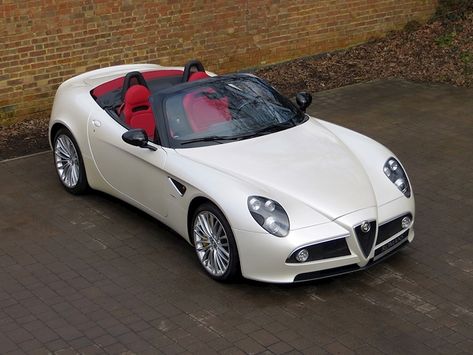 Alfa Romeo 8C Spider Alfa Spider, Alfa Cars, Cars Garage, Alpha Romeo, Alfa Romeo 4c, Alfa Romeo 8c, Alfa Romeo Stelvio, Alfa Alfa, Alfa Romeo Spider