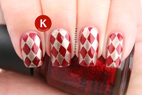 Red and gold harlequin nails: R is for Ruby Pumps Harlequin Nails, Circus Nails, Cut Dog Nails, Uk Nails, Halloween Makeup Inspiration, Nail Art Disney, Nail Blog, Nail Polish Trends, Red Nail Designs