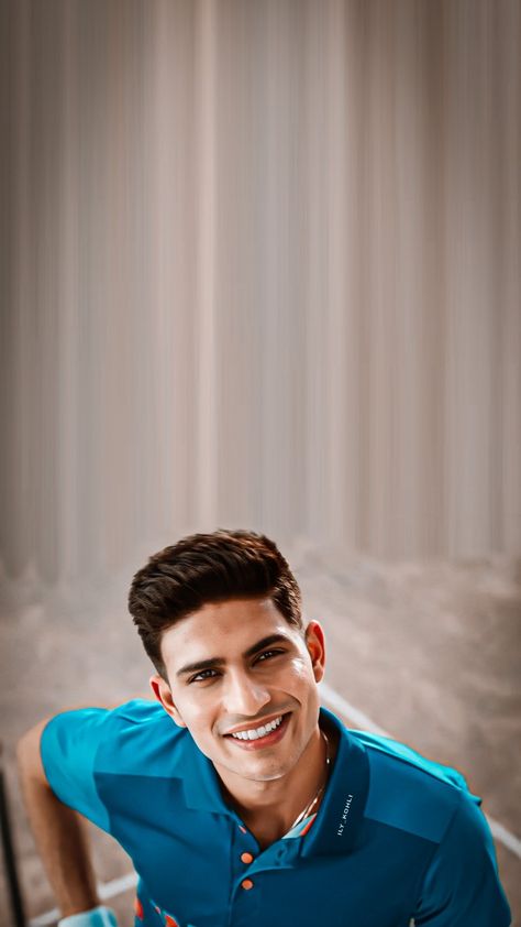 Smile Wallpapers, Crickets Funny, Shubman Gill, Smile Wallpaper, Instagram Creative Ideas, Man Crush Everyday, Snap Food, Cricket Team, Book Boyfriends