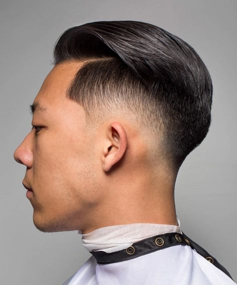 Burst Fade with Wave Over Trendy Mens Hairstyles, Asian Man Haircut, Popular Mens Hairstyles, Mens Hairstyles Medium, Asian Men Hairstyle, Hair To One Side, Short Hair Undercut, Taper Fade, Mens Haircuts Short