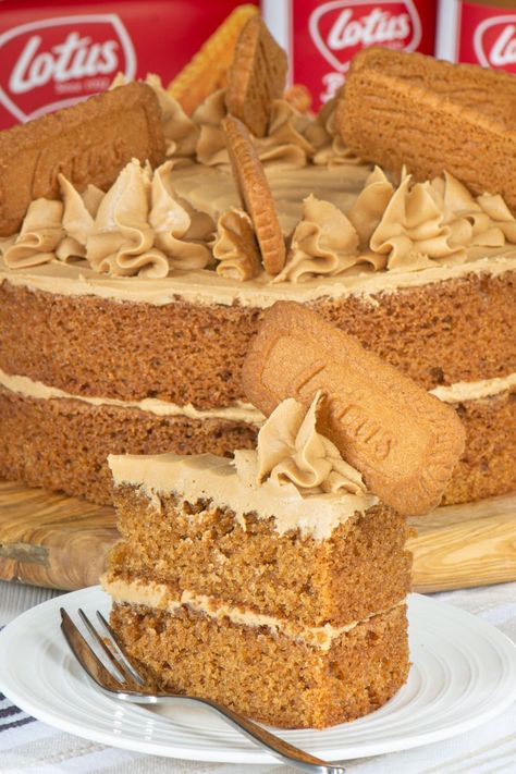 Butter Cream Frosting Recipes, Buttered Chicken, Lively Kitchen, Caramel Cakes, Biscoff Brownies, Biscoff Buttercream, Healthy Butter, Butter Noodles, Biscoff Recipes