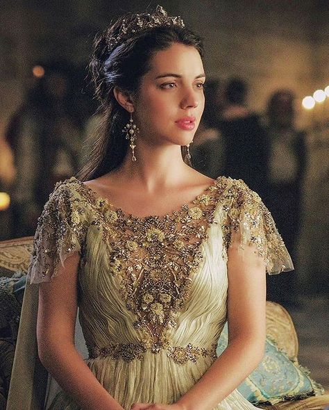 Marie Stuart, Reign Tv Show, Reign Mary, Reign Fashion, Reign Dresses, Royalty Aesthetic, Mary Stuart, Adelaide Kane, Queen Costume