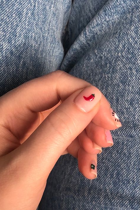 Chilli Nail Art, Chilli Red Nails, Chilli Pepper Nails, Pepper Nail Art, Chili Pepper Nails, Chilli Nails, Pepper Nails, Nail Inspo For Summer, Chili Pepper Bracelet