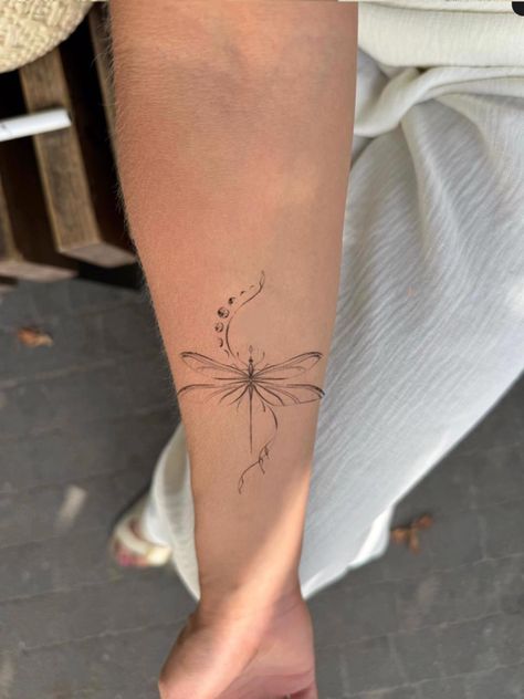 Dragonfly Tattoo Designs For Women, Dragonfly Tattoo Ankle, Dragonfly And Flower Tattoo, Dragonfly Back Tattoo, Dainty Dragonfly Tattoo, Outer Forearm Tattoos Women, Fine Line Dragonfly Tattoo, Small Earthy Tattoos, Protector Tattoo