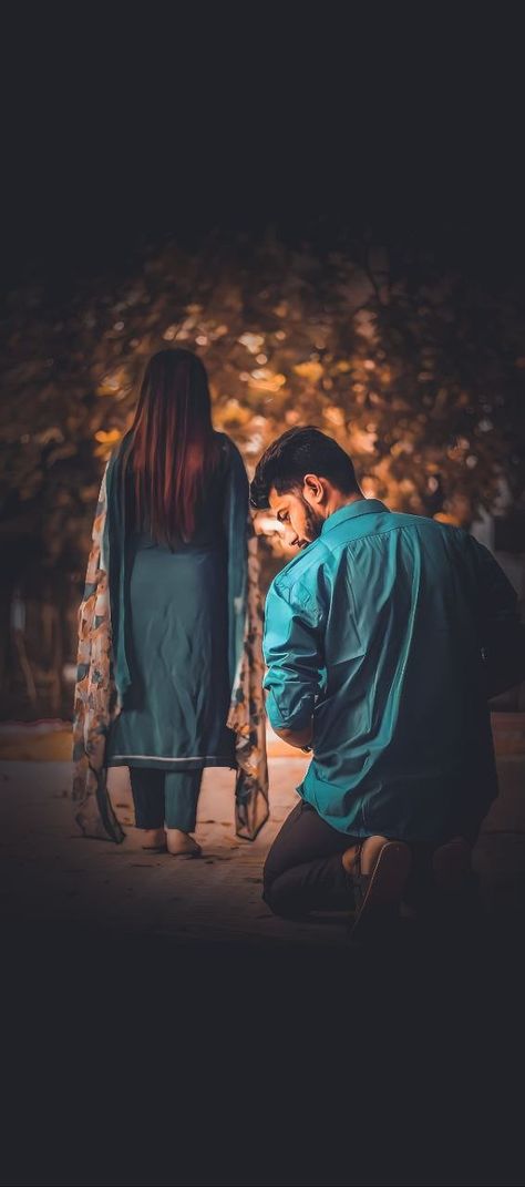 Sad Copul HD Wallpaper Breakup Background Images, Brekup Pic, Couple Pic Hd, Breakup Dp Photo, Mecca Images, Love Feeling Photos, Image Couple, Grunge Pictures, Breakup Picture