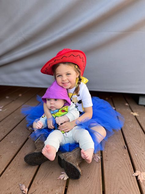 Halloween Costumes For Brother And Sister, Sister And Brother Halloween Costumes, Brother And Sister Halloween Costume, Brother And Sister Halloween Costumes, Brother Sister Costumes, Brother Halloween Costumes, Cats In Halloween Costumes, Brother Sister Halloween Costumes, Buzz Toy Story