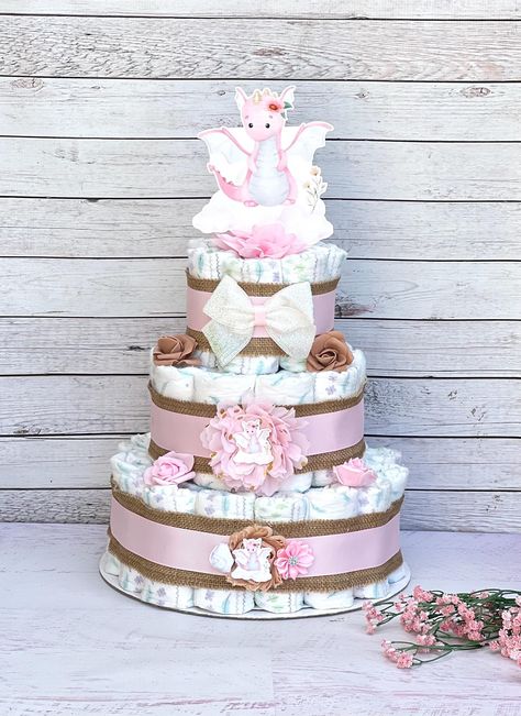 Diaper Cake Girl, Dragon Baby Shower, Girl Baby Shower Centerpieces, Cake Girl, Baby Shower Cakes Girl, Baby Shower Girl, Baby Shower Diaper Cake, Baby Shower Decoration, Baby Shower Diapers