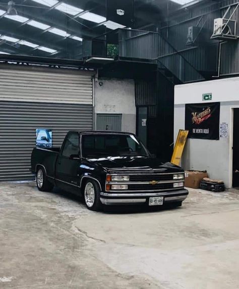 Obs Stepside Chevy, 1990s Chevy Truck, Lowered Obs Chevy, Chevy Obs Single Cab, 1990 Chevy Silverado 1500, Obs Chevy Lowered, C 10 Chevy Trucks, Classic Trucks Chevy, Silverado 1998