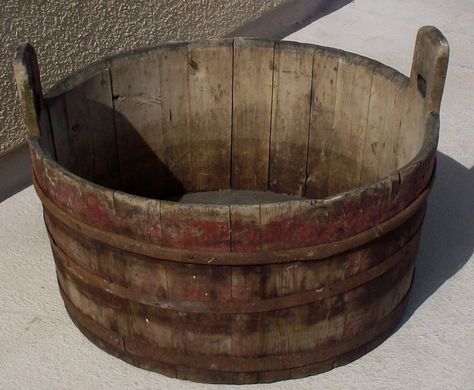 WOODEN WASH TUB Primitive Laundry Rooms, Wooden Tub, Galvanized Wash Tub, Wooden Fireplace Surround, Wood Tub, Wood Bucket, Wooden Bucket, Tulip Decor, Pantry Boxes