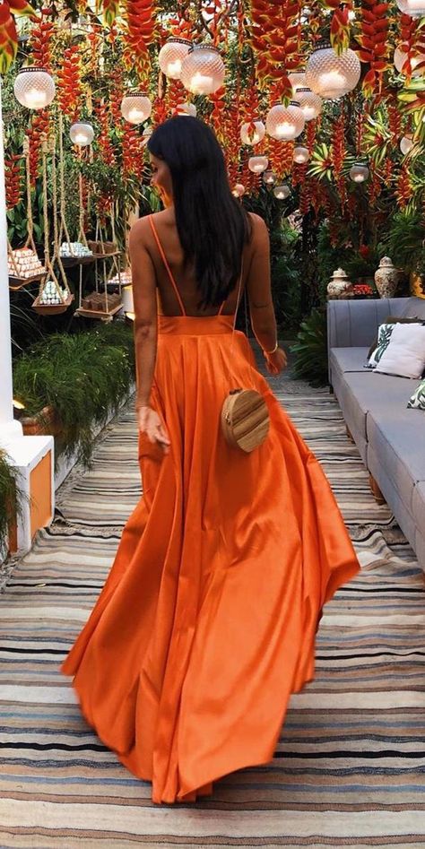 21 Chic Summer Wedding Guest Dresses | Wedding Dresses Guide November Wedding Guest Outfits, Summer Wedding Guest Dresses, Wedding Guest Outfit Summer Casual, Beach Wedding Guests, Beach Wedding Guest Dress, Summer Wedding Guest, Wedding Dress Guide, Outfit Chic, Summer Wedding Guests